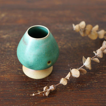 Matcha whisk holder