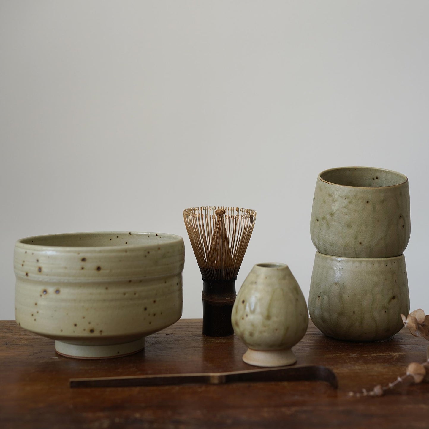 Pottery matcha bowl with bamboo whisk scoop set