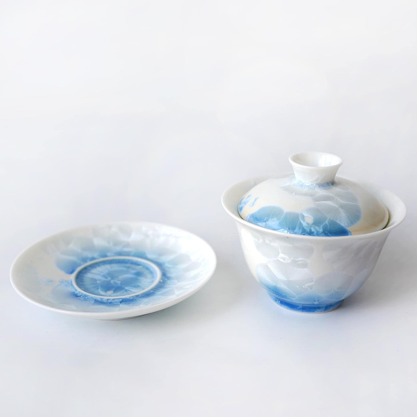 Blue and White Crystal Glaze Gaiwan set
