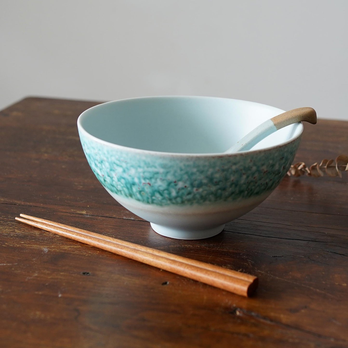 33Oz Ceramic Ramen Bowl with spoon