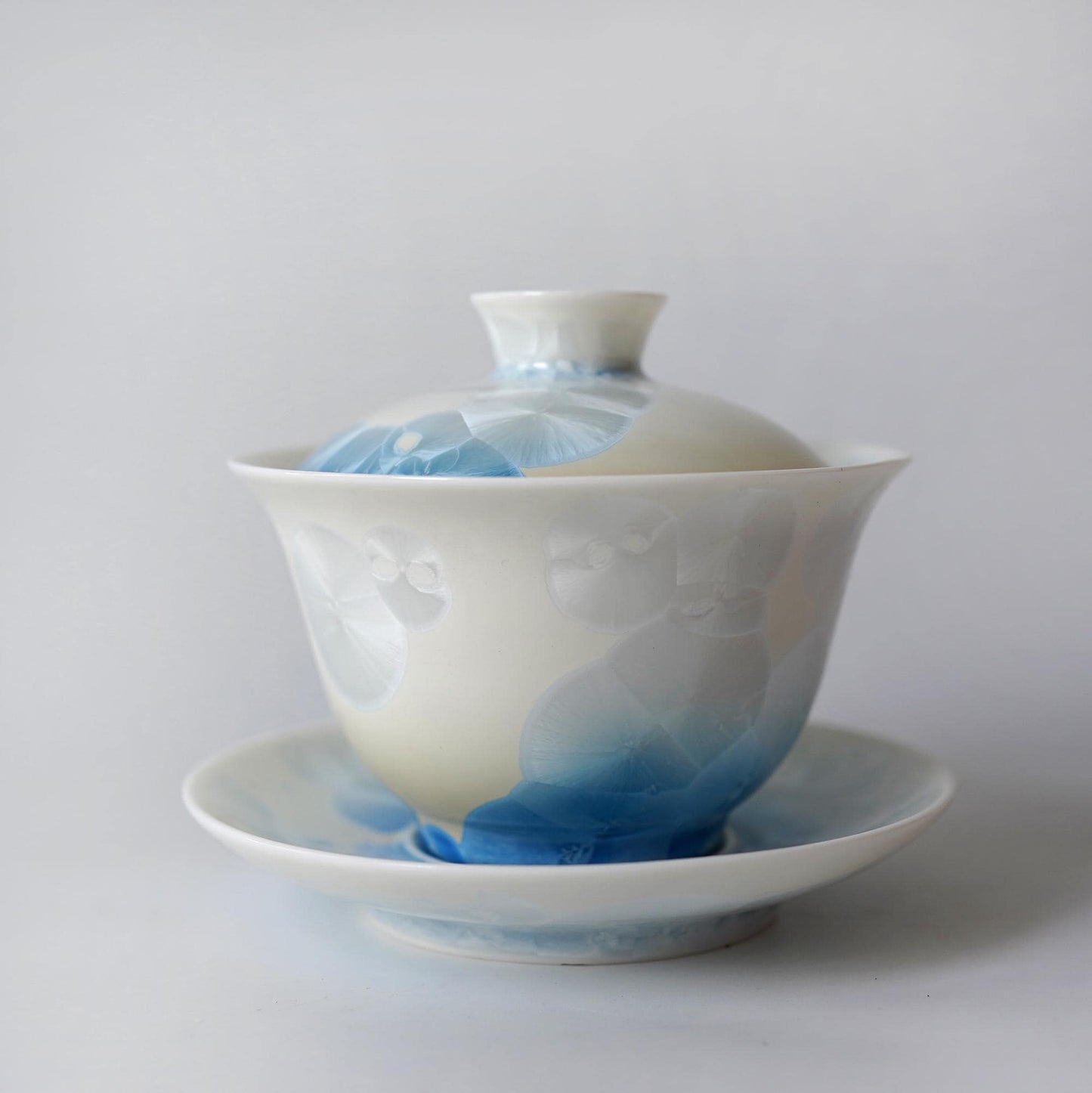 Blue and White Crystal Glaze Gaiwan set